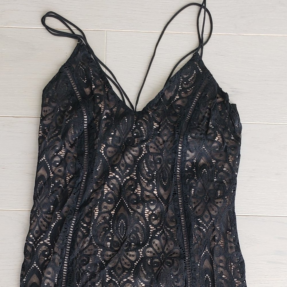 HOLIDAY OR NYE DRESS - Topshop Black Lace Mini Dress Size 6